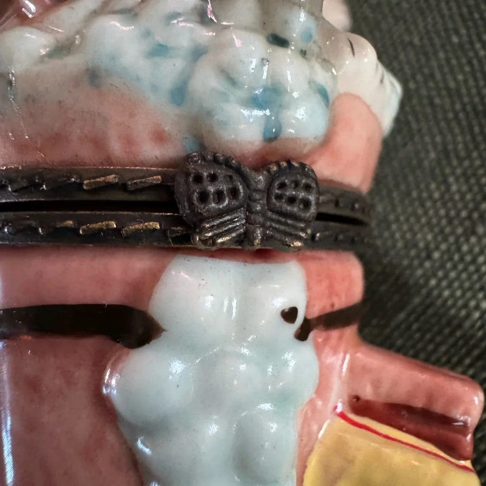 Ceramic Dog Figurine in Bath Trinket Box